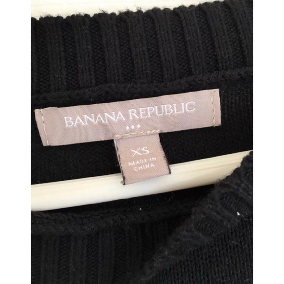 Banana Republic Sweater - Picture 4 of 4